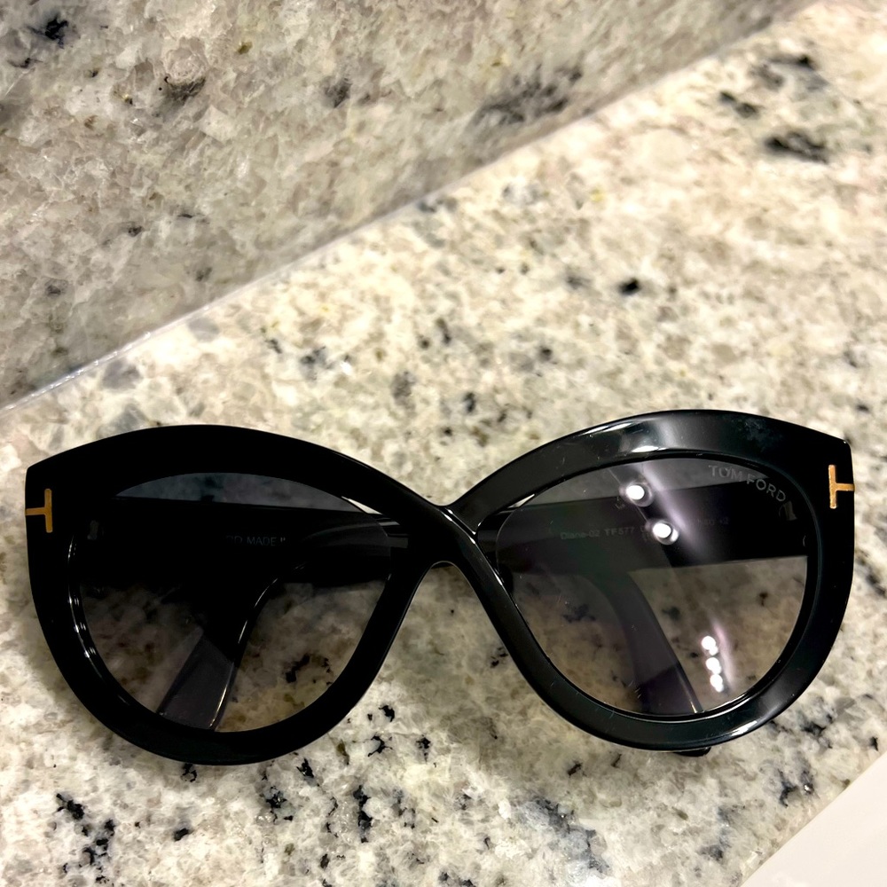 AUTHENTIC Tom Ford Sunglasses!